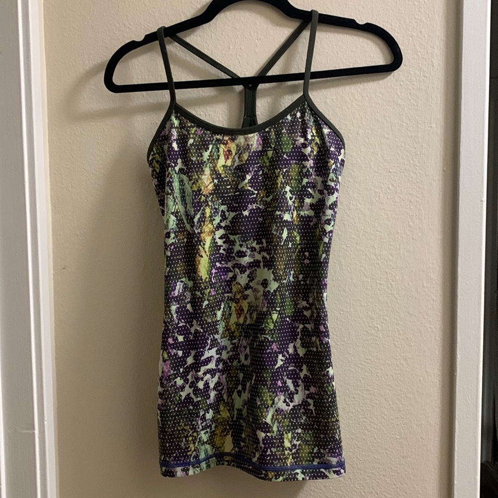 Lululemon tank top